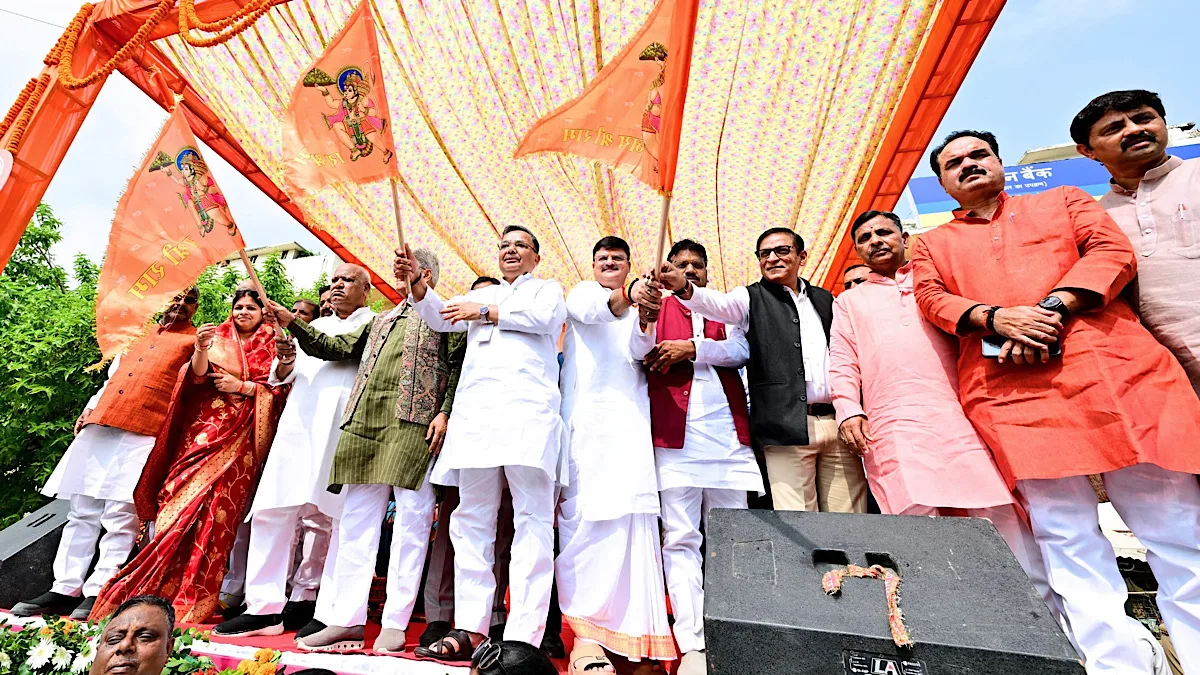 Deepotsav becomes wonderful confluence of devotion, culture, and modernity