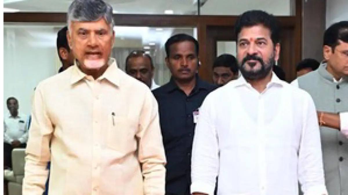 Andhra Pradesh, Telangana CMs express shock over bus blaze that killed 11