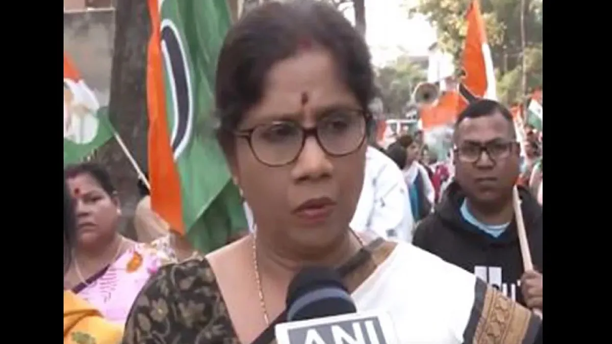 TMC questions hurry in conducting SIR in Bengal, critical for rape-death of Maha doctor