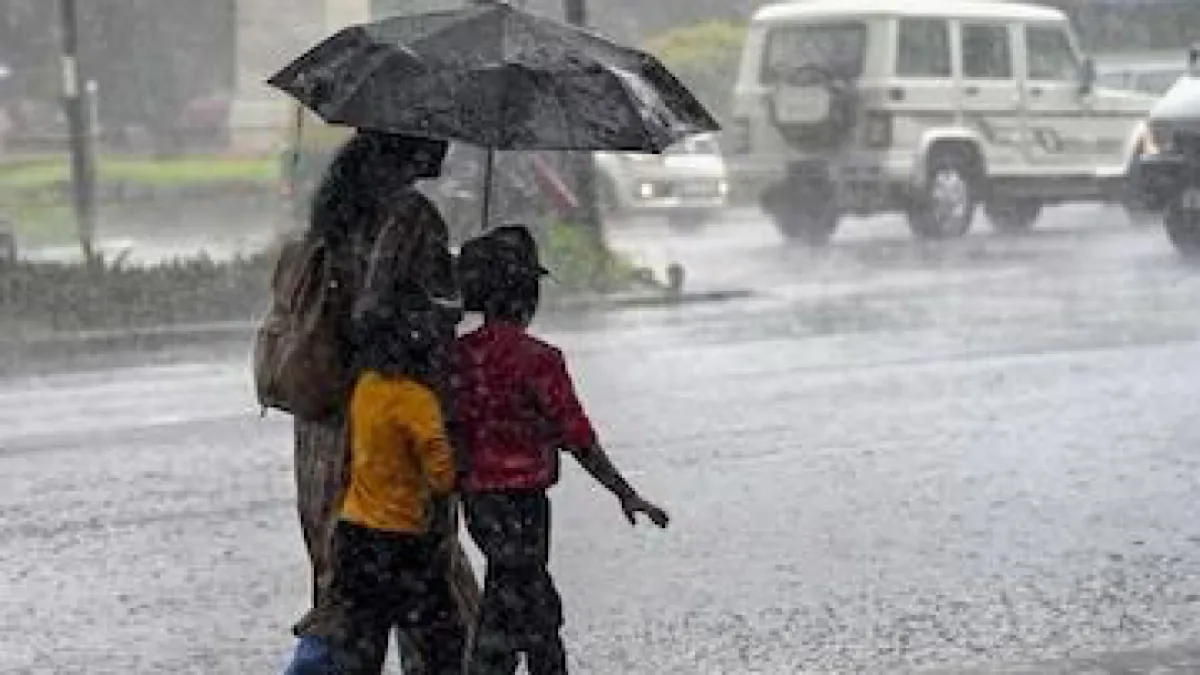 Cyclone Montha set to make landfall today, schools closed in Chennai as heavy rain continues