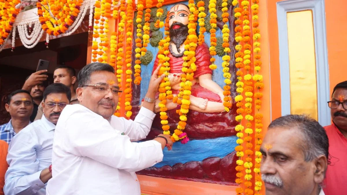 Maharishi Valmiki Jayanti marked across UP with Akhand Ramayana Path, cultural programmes