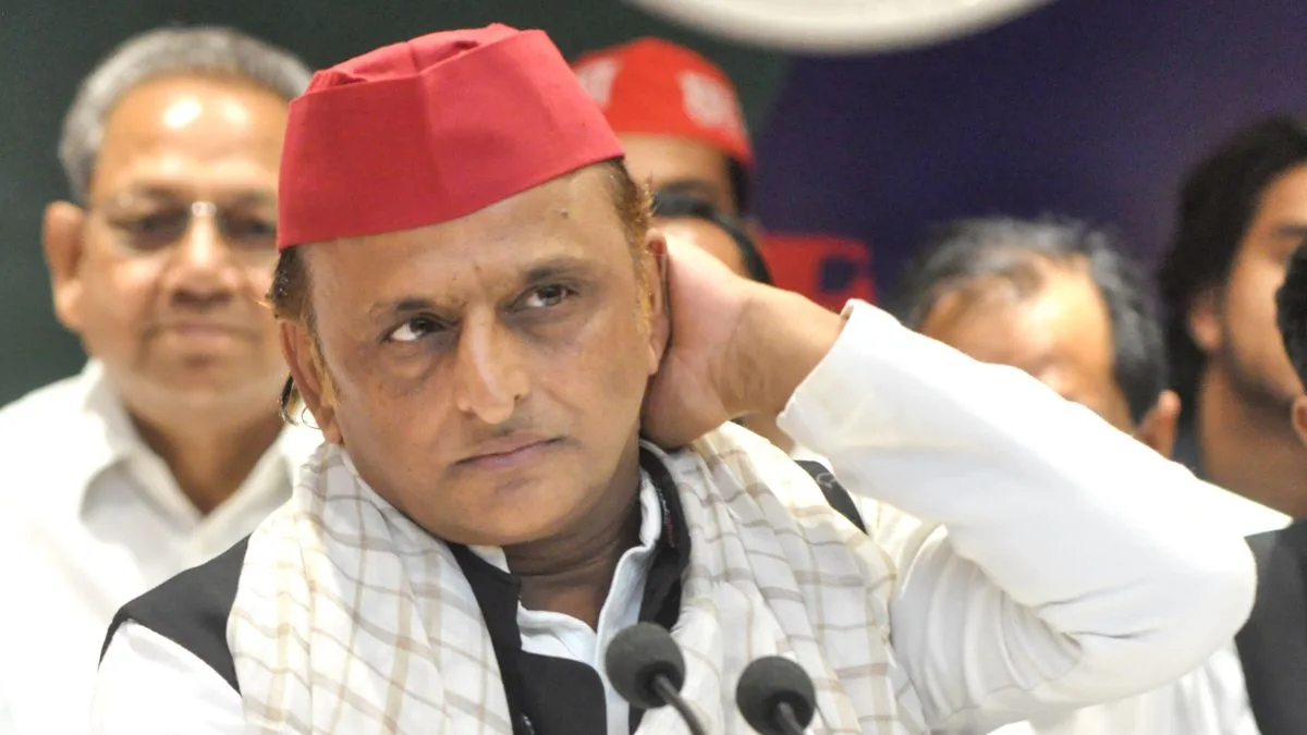 BJP a gang with agenda to spread hatred, alleges Akhilesh Yadav