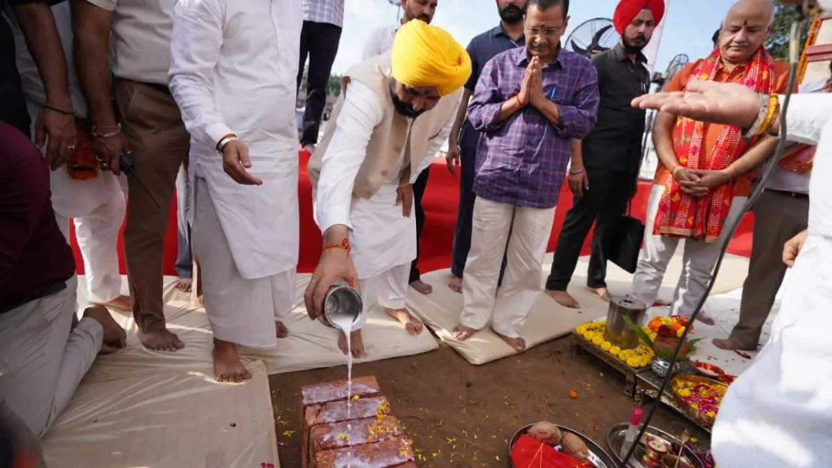 Punjab CM lays foundation stone of Rs 75 crore development project at Shri Kali Mata Temple