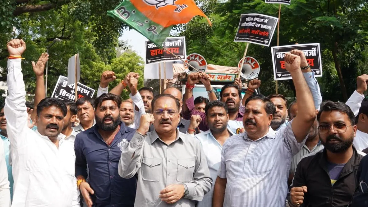 Delhi BJP protest against attack on party’s MP in West Bengal, demanding Mamata’s resignation