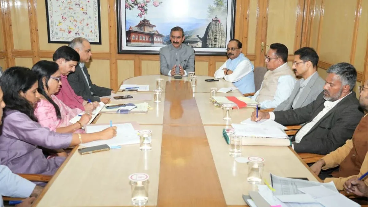 HP CM urges officials to fast-track development projects, prioritize citizen welfare