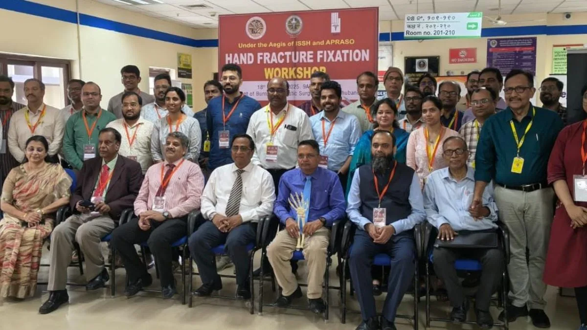 Plastic surgeons emphasize functional, aesthetic restoration of hand fracture management
