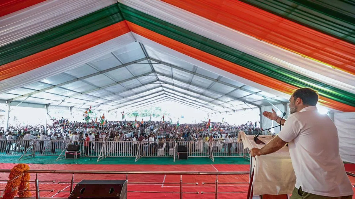 Indira Gandhi had more courage than Modi, alleges Rahul Gandhi