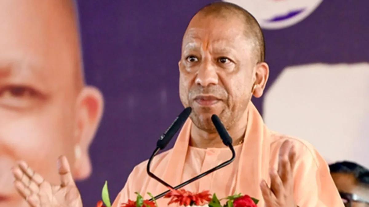 Yogi directs officials to complete Khichdi Mela preparations by December 20