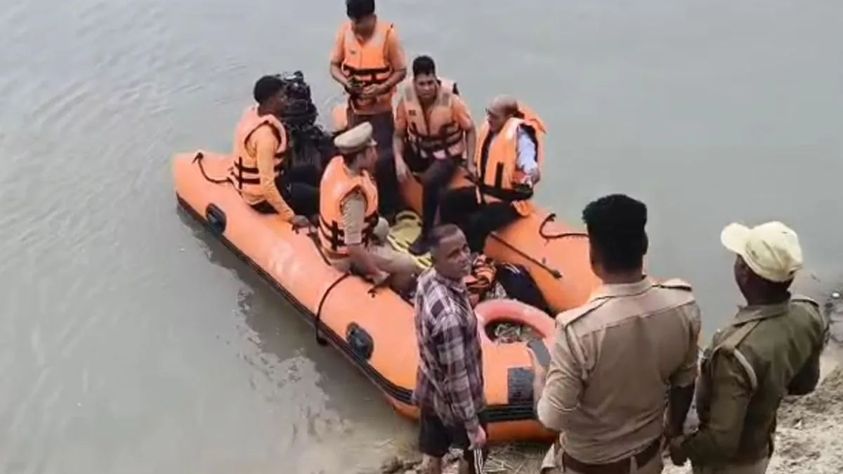 Rescue operations continue in search of missing people after boat capsizes in Bahraich