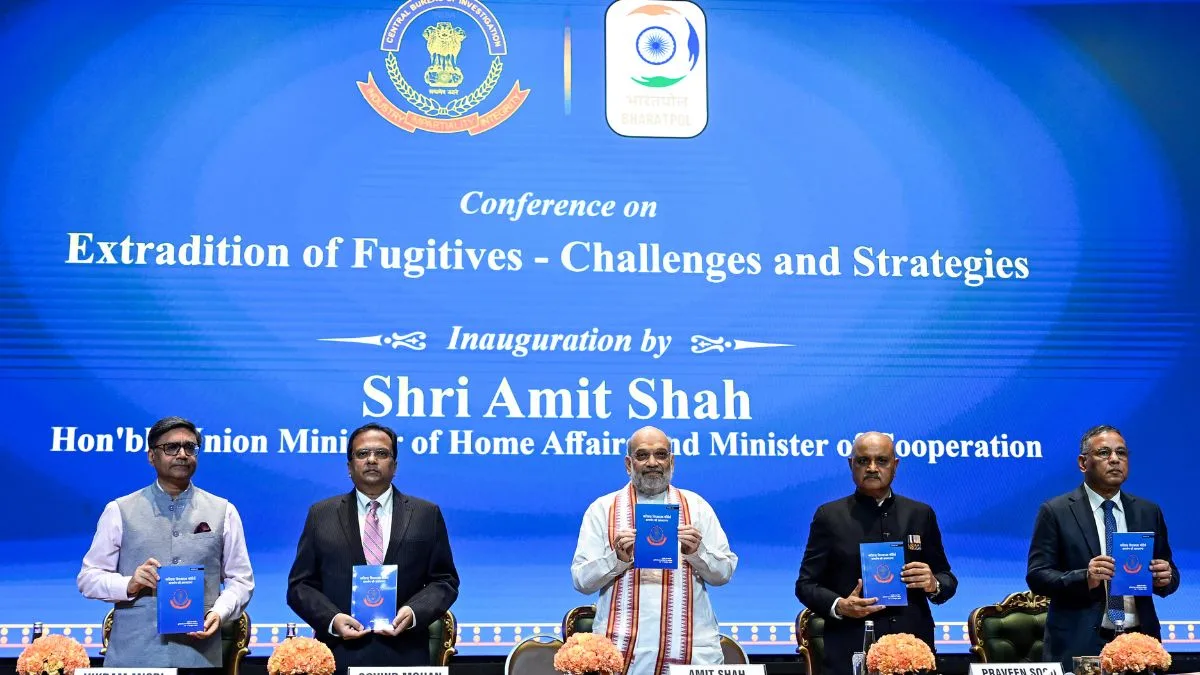 Govt making arrangements to bring fugitives before law with ruthless approach: Shah
