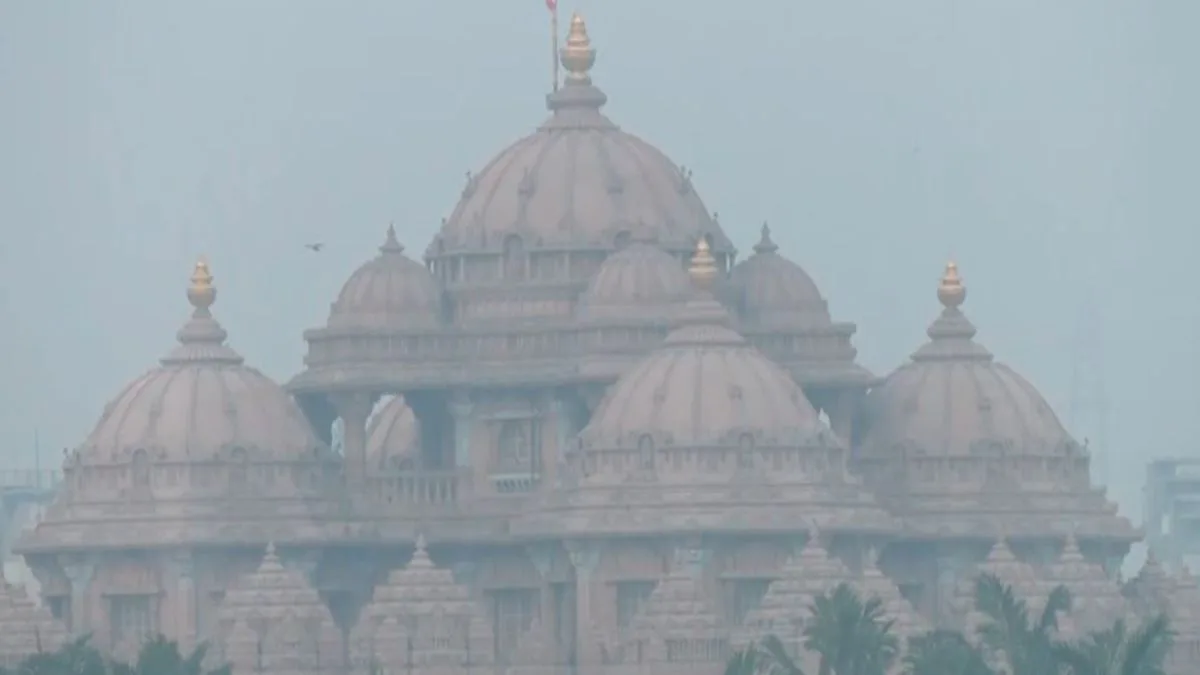 Delhi’s air quality remains in ‘very poor’ category, AQI recorded at 309