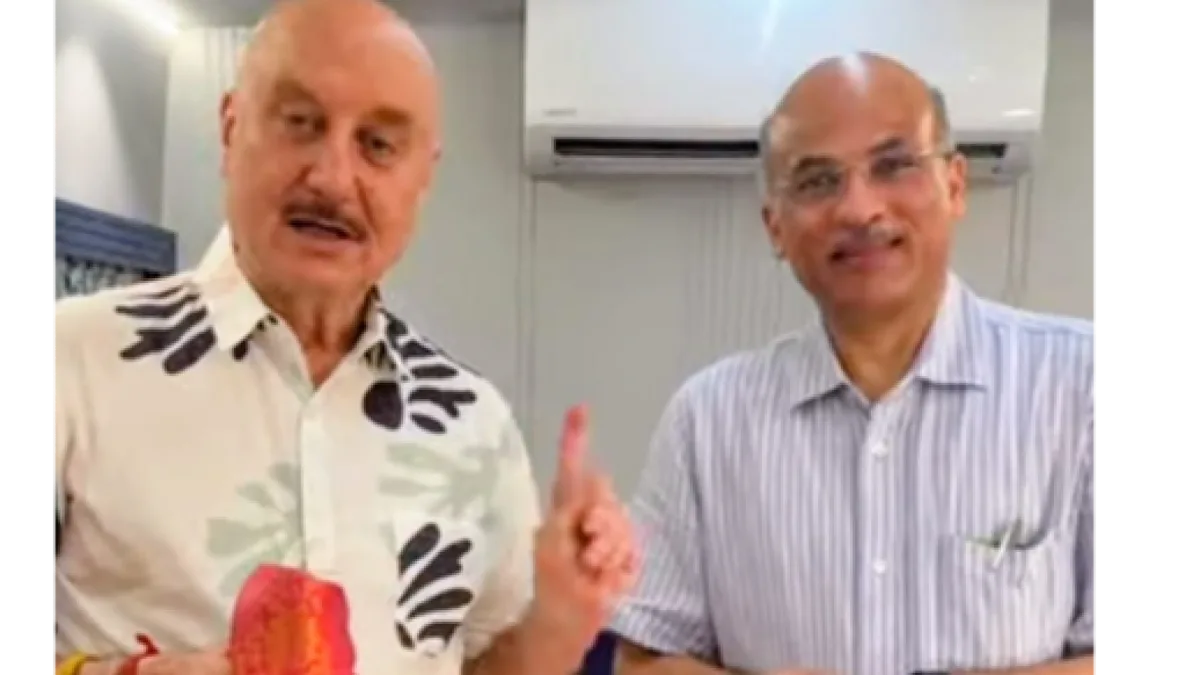 Anupam Kher announces his next with Sooraj Barjatya; Calls the director an ‘Icon’