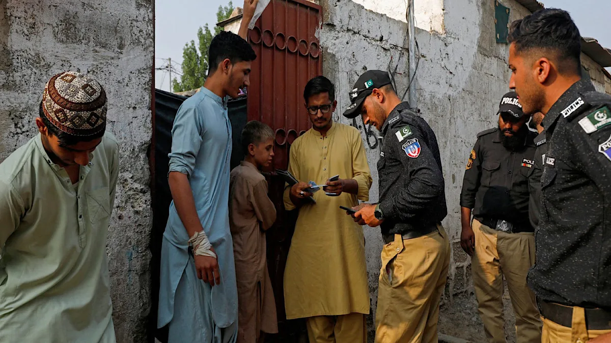 Pakistan arrests over 100,000 Afghans as returns surge, UNHCR data shows