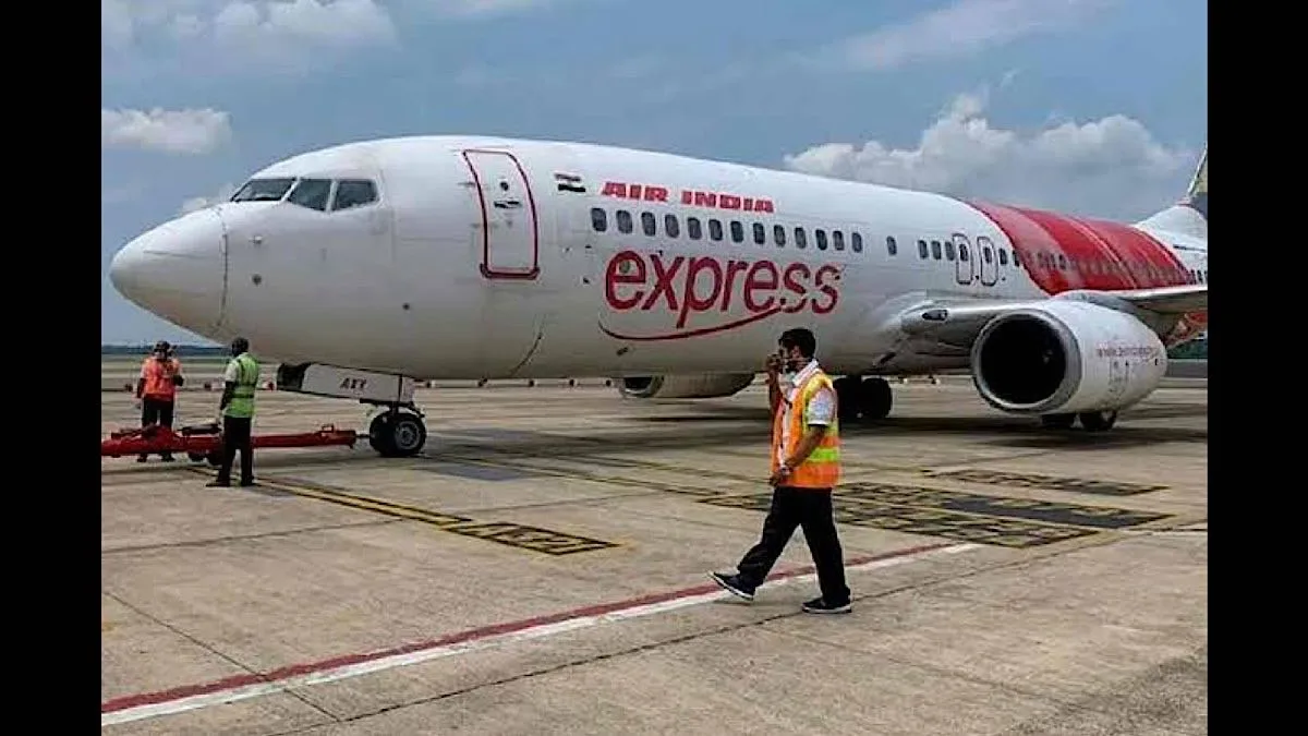 Air India Express flight from Jeddah makes emergency landing in Kochi airport due to malfunctioning landing gear