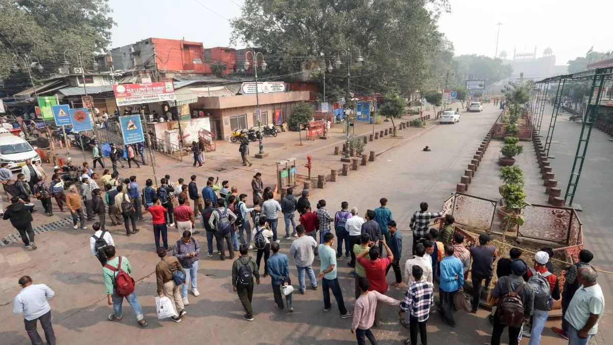 Delhi Red Fort blast: Pulwama doctor driving car linked to terror module, father detained; NIA takes over probe