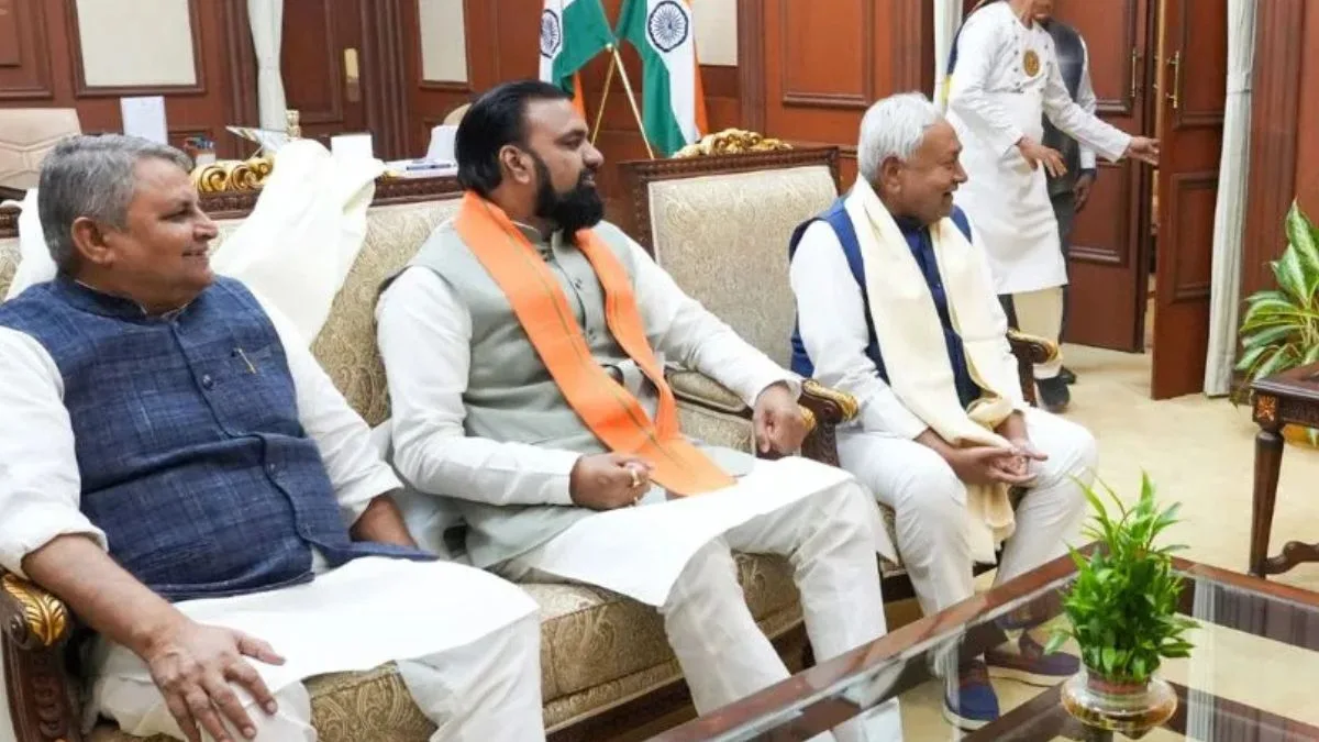 Bihar portfolio distribution: BJP bags home, JDU gets finance, Nitish keeps vigilance