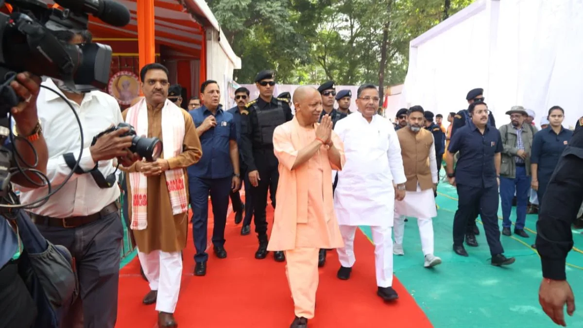 Yogi inaugurates Tribal Participation Festival in Lucknow