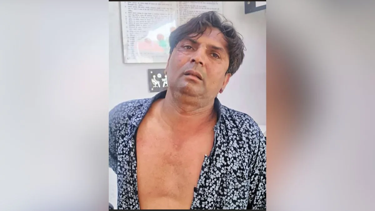 Wanted to kill Delhi CM to become famous: Attacker in police charge sheet