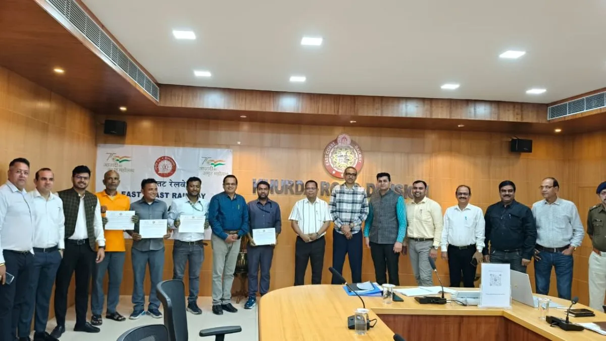 Four railway employees felicitated for safe train operations displaying exemplary alertness