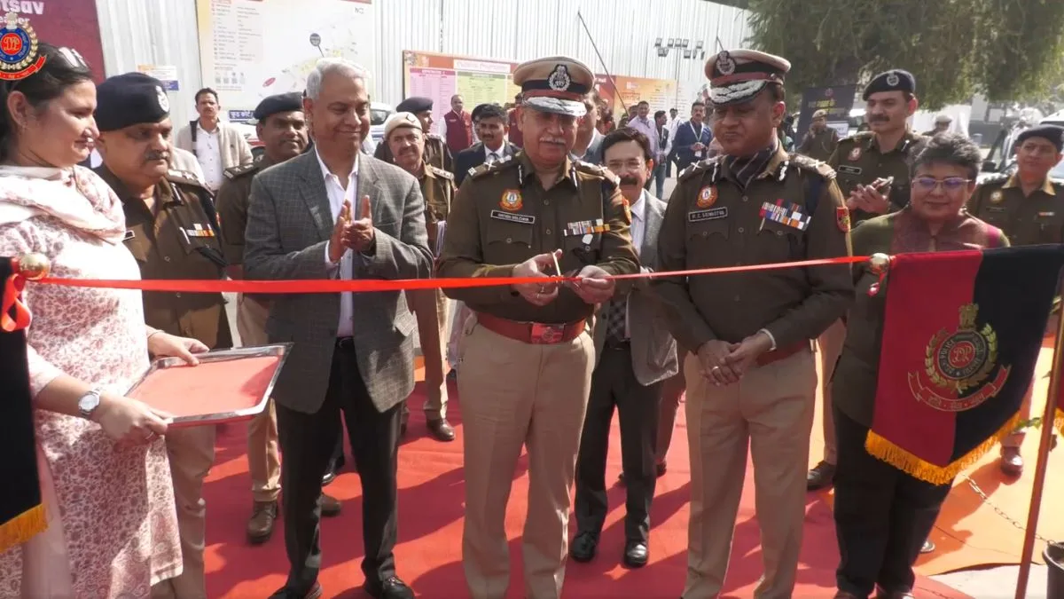 CP Satish Golchha inaugurates Delhi Police Pavilion at IITF showcasing 4 thematic stalls