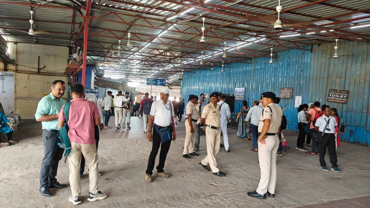 Khurda Road Division reports over 58,000 ticketless travel cases in October