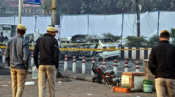ed Fort Blast, Terror Attack, Union Cabinet, Ashwini Vaishnaw, National Security, Anti-National Forces, Government Resolution, Zero Tolerance Policy, Delhi News, Terrorism Investigation, Victims Tribute, Emergency Responders, Counterterrorism, India News
