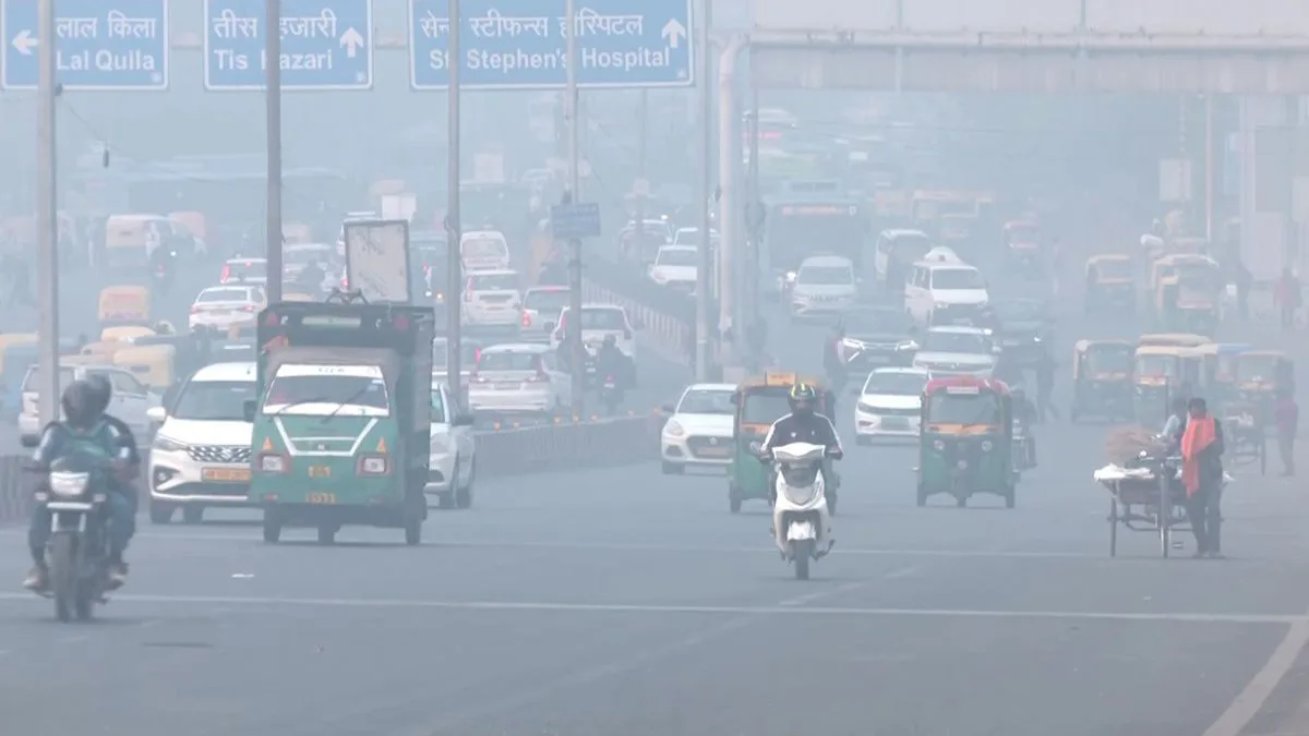 Delhi enforces revised GRAP-III; private offices asked to switch to 50% work-from-home
