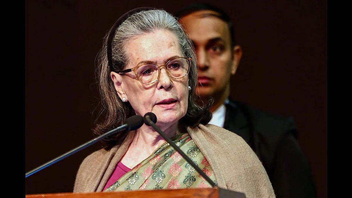 ‘Death warrant’: Sonia Gandhi slams Centre over changed definition of Aravalli hills, flags illegal mining
