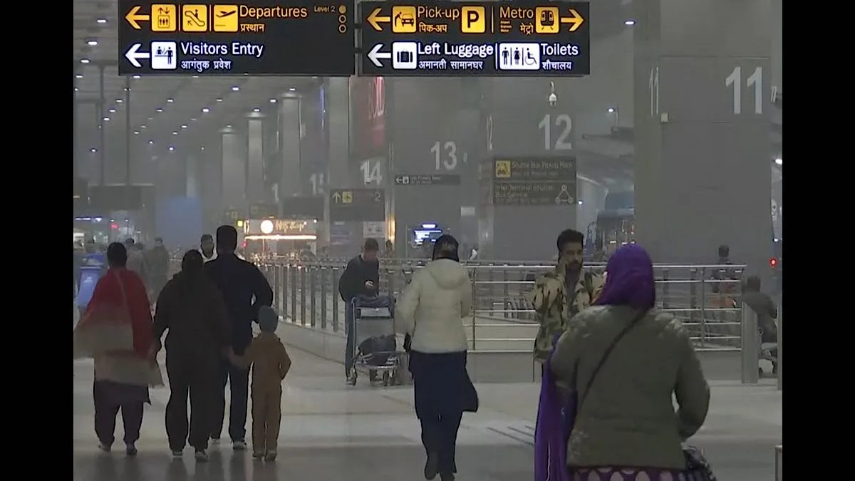 Dense fog may cause flight delays in Northern India: AAI