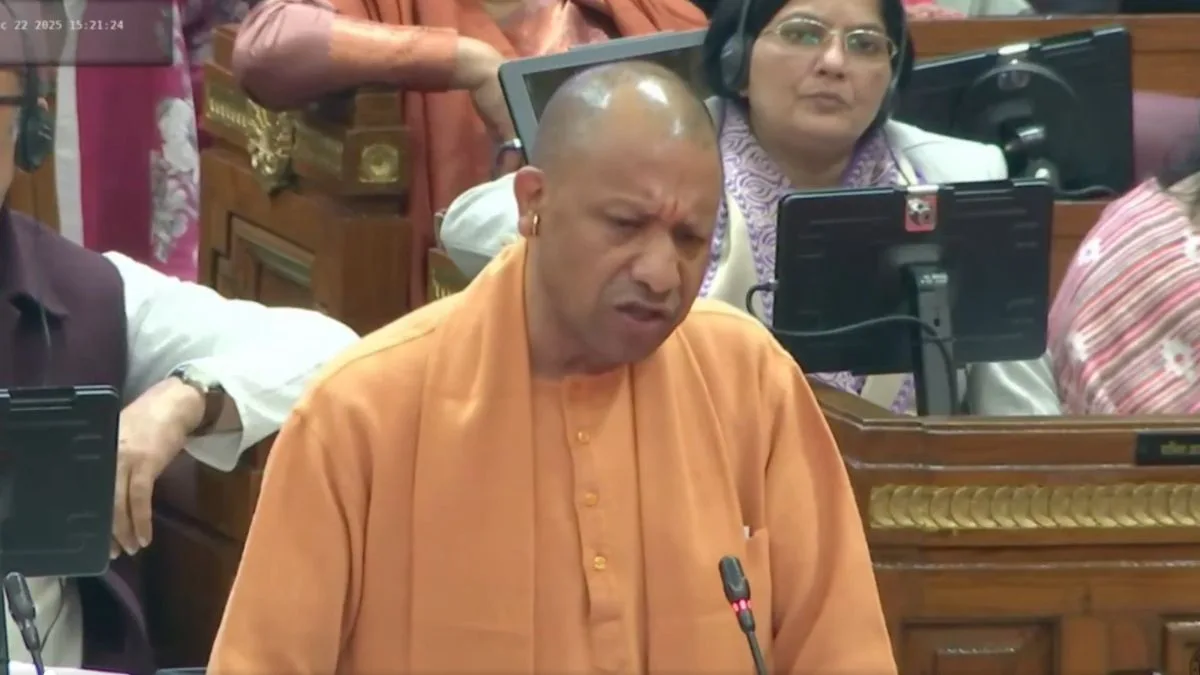 CM Yogi produces evidence linking codeine syrup trafficking accused to SP