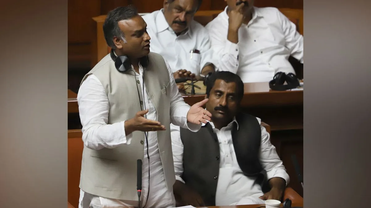 Priyank Kharge statement on Amit Shah, unparliamentary language Parliament, vote chori debate Lok Sabha, Winter Session political row, Rahul Gandhi challenges Amit Shah