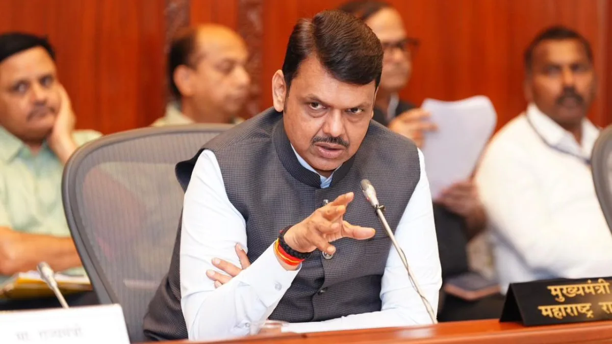 Fadnavis rejects Aaditya Thackeray’s claim of 22 Shinde Sena MLAs joining BJP