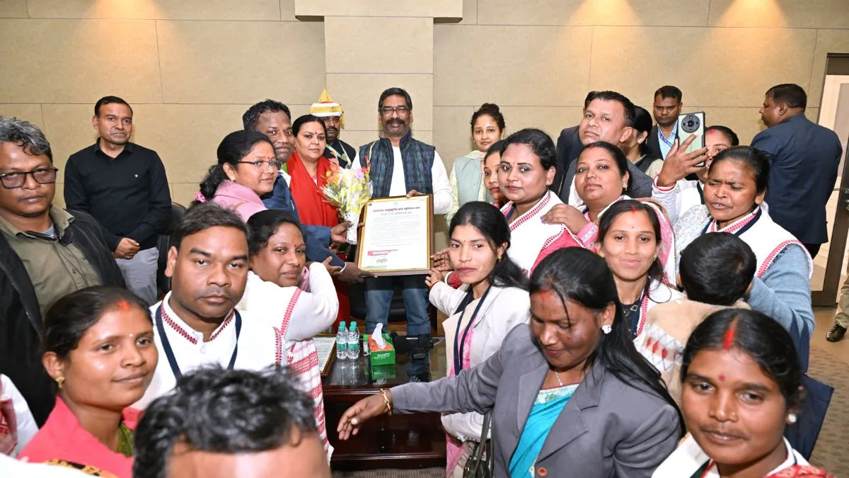 Jharkhand celebrates Cabinet nod to PESA rules