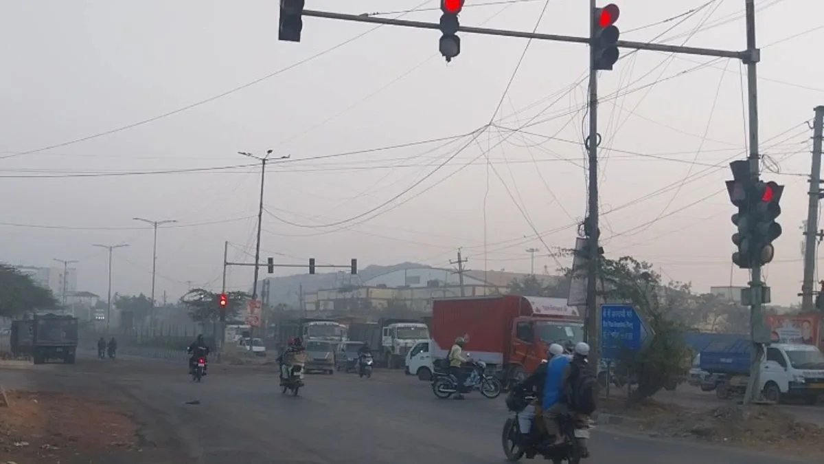 Another ‘very poor’ day for Delhi as air pollution shows no signs of abating