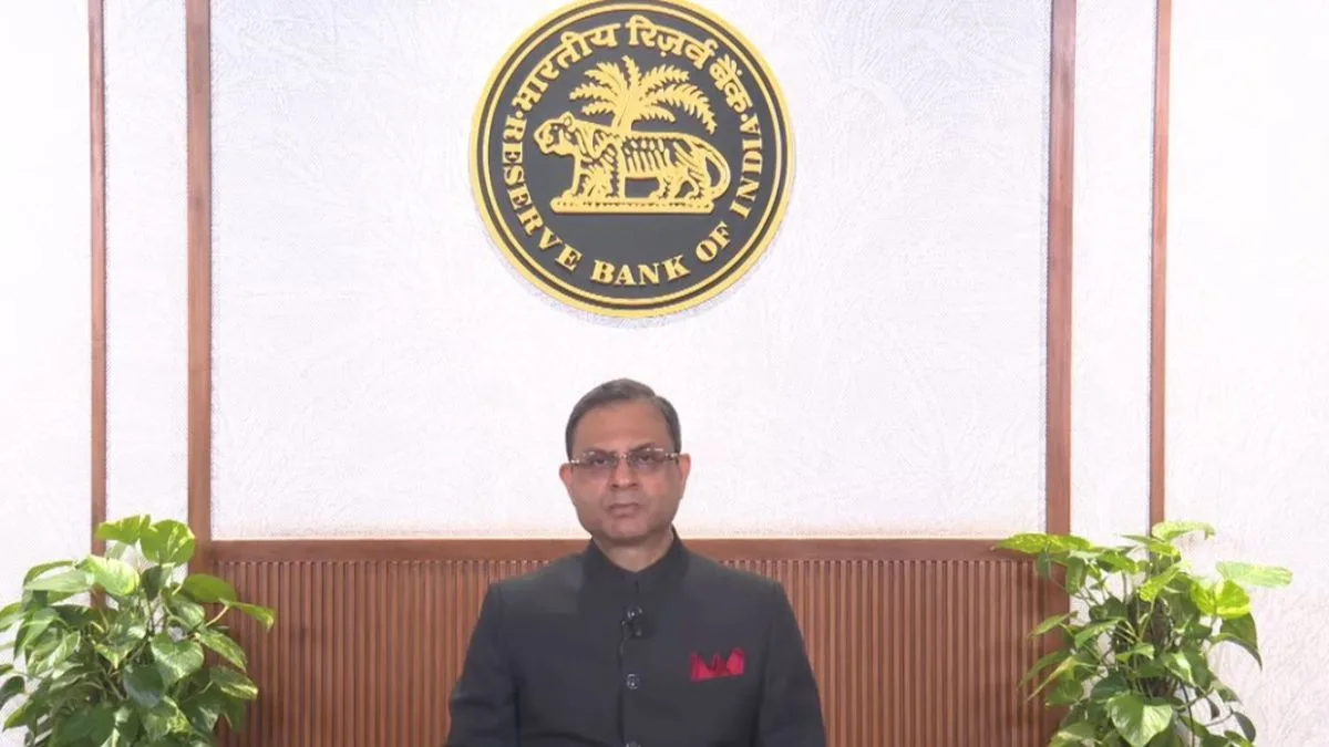 Global growth resilient despite risks; India GDP to top 7%: RBI MPC minutes