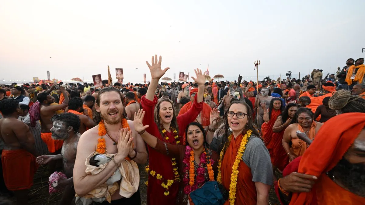 Rising trend of religious tourism among youth: Millions of young people flock Kashi, Mathura, Ayodhya on New Year