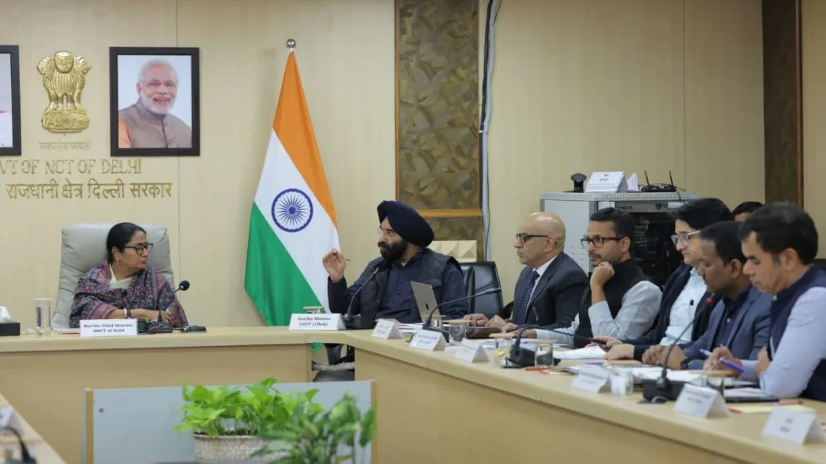 Departments showing laxity in pollution control will not be spared: Delhi CM