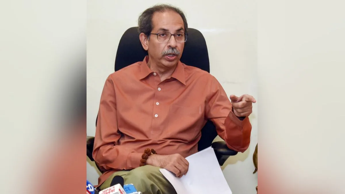Uddhav Thackeray lambasts Fadnavis for not appointing Leader Of Opposition