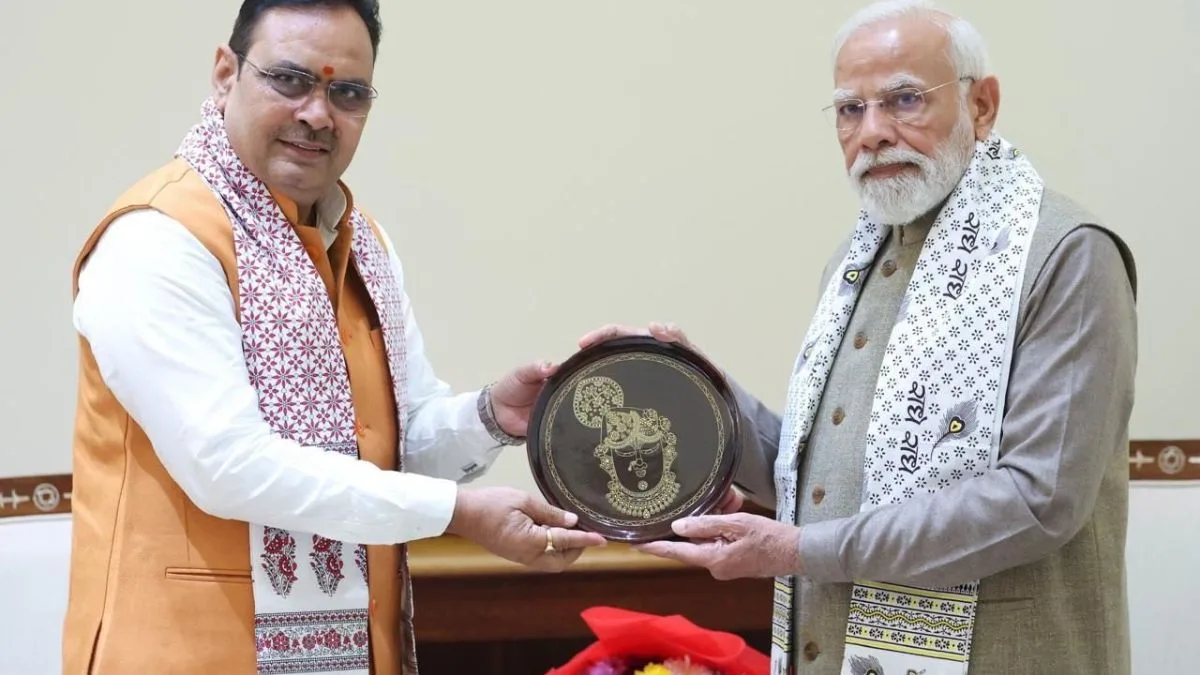 Raj CM meets PM Modi; invites him to Jaipur