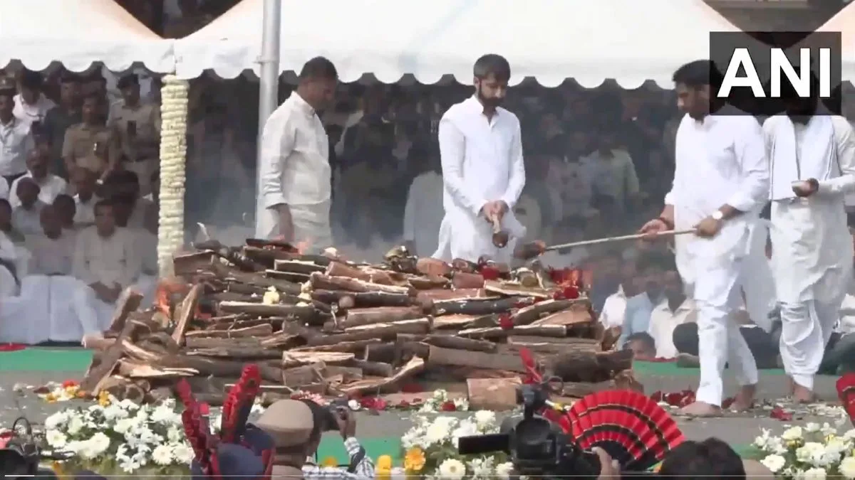 Ajit Pawar’s last rites performed in Baramati with state honours; sons light funeral pyre, leaders pay respects