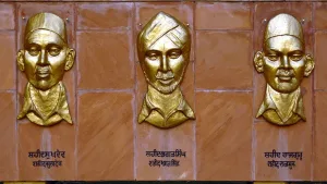 Statues of Bhagat Singh, Rajguru and Sukhdev at Hussainiwala National Martyrs Memorial