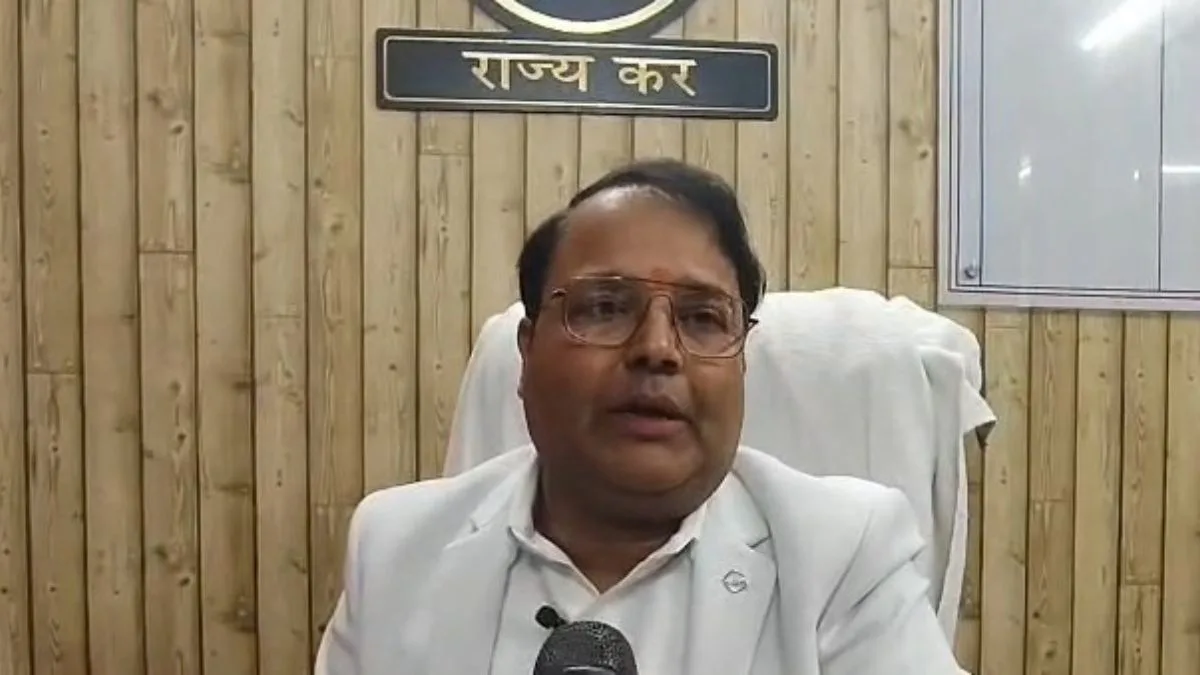 New twist to Avimukteshwaranand controversy: Another senior UP officer resigns in govt’s support