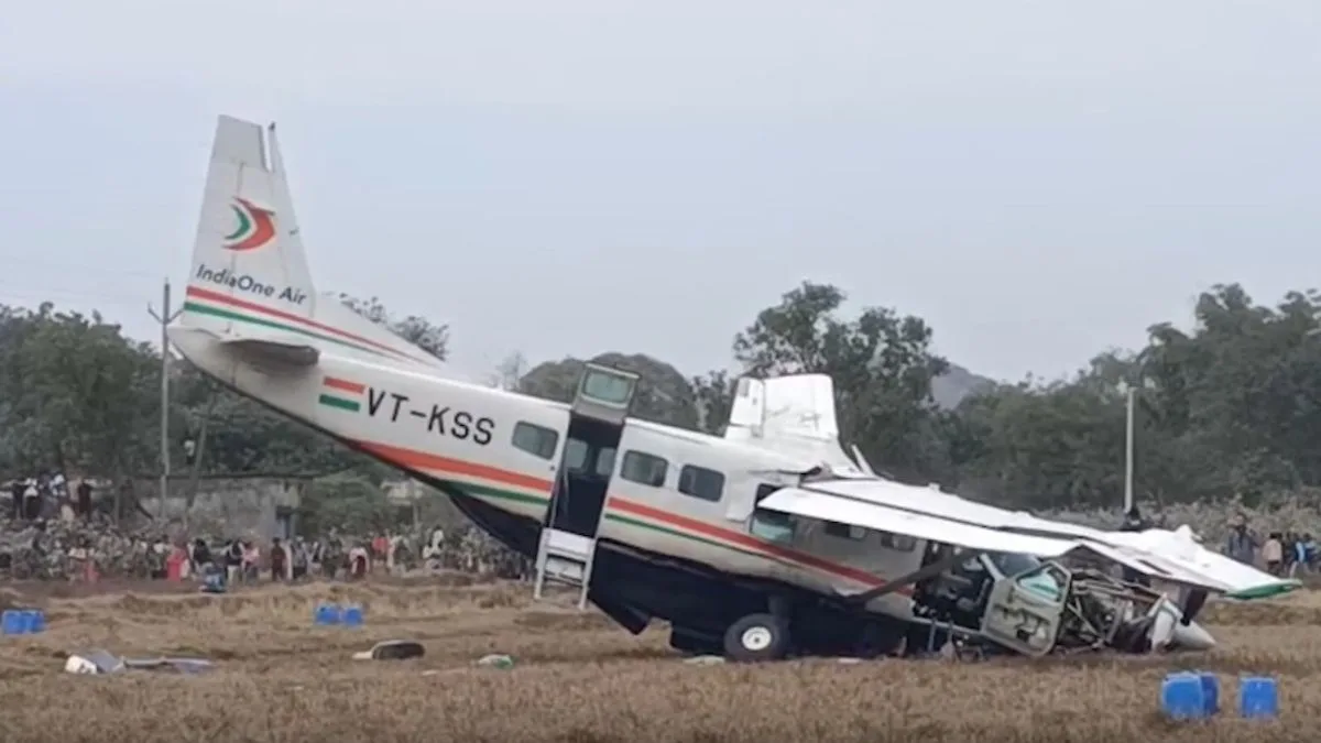 6 injured after private aircraft crash-lands in Odisha