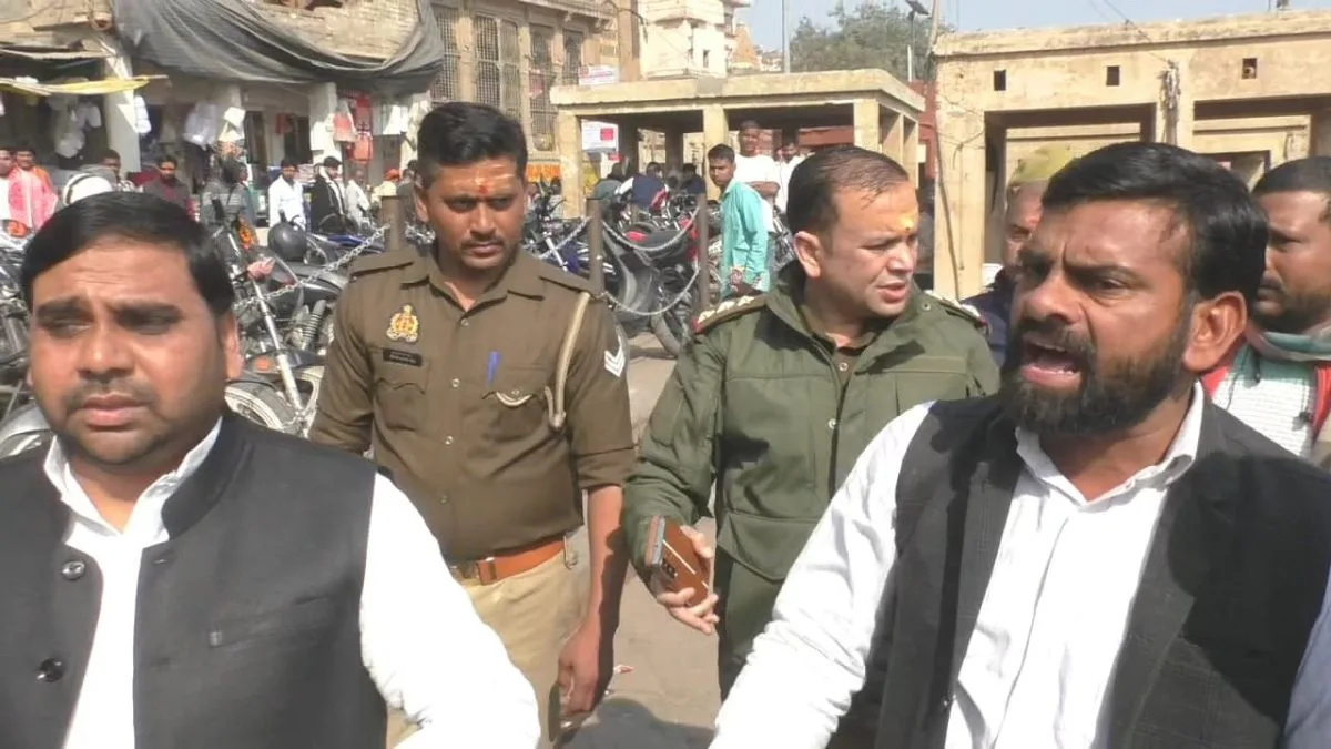 Video of idols being demolished at Manikarnika Ghat in Kashi goes viral; authorities clarify