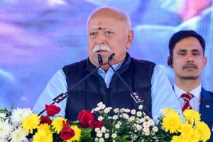 Shatabdi Express pelted with stones in UP, RSS chief Bhagwat onboard