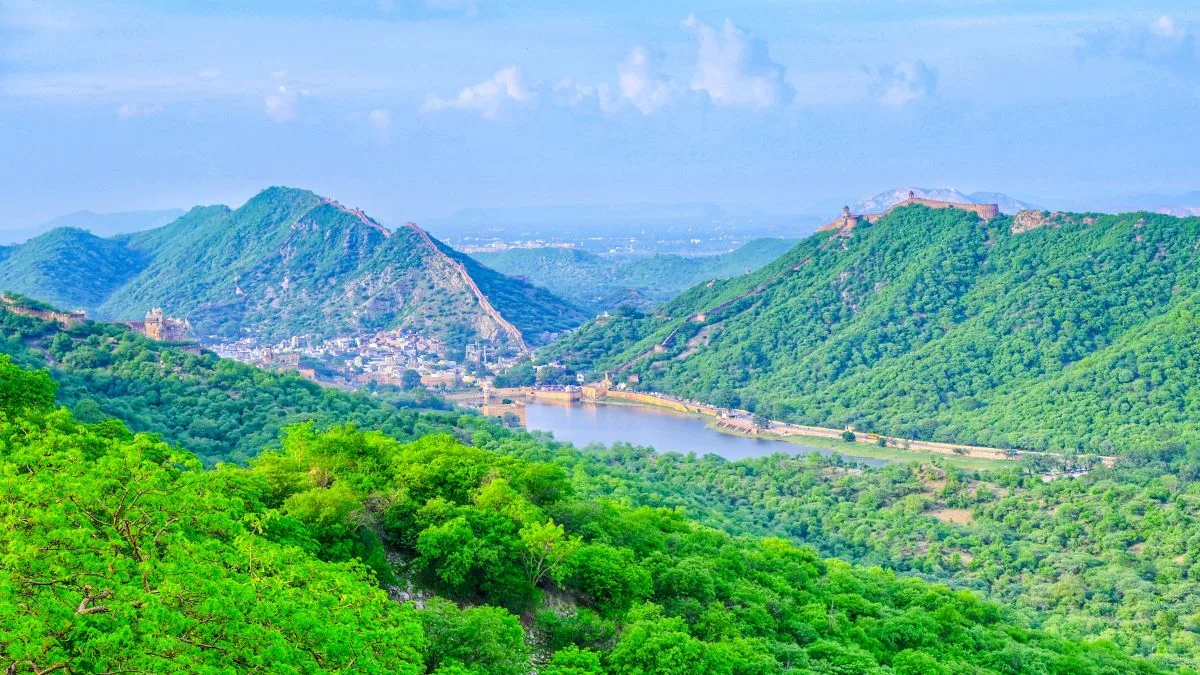 Aravalli definition: SC to constitute expert committee; seeks names of environmentalists, forest experts
