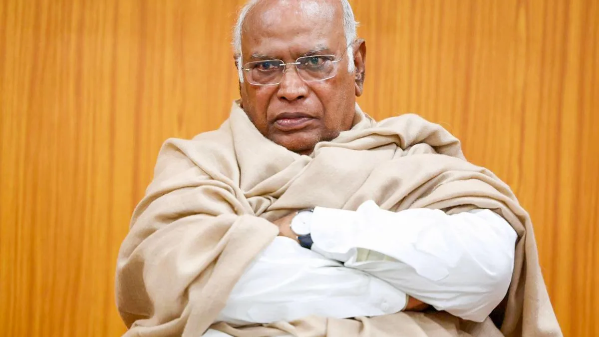 Congress questions Modi govt’s economic record ahead of Budget