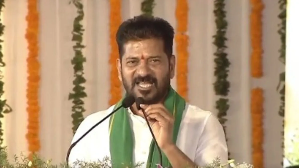 Telangana CM Revanth Reddy hits back at Vijayan amidst “dark era” row, flags “outdated data”