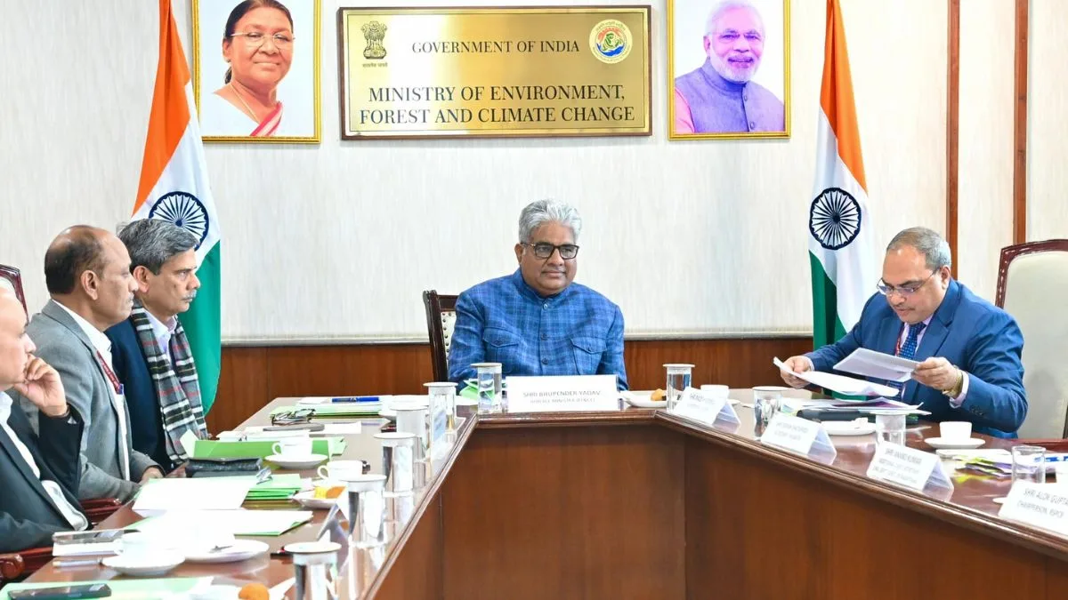 Bhupender Yadav directs priority measures on public transport to improve NCR’s air quality