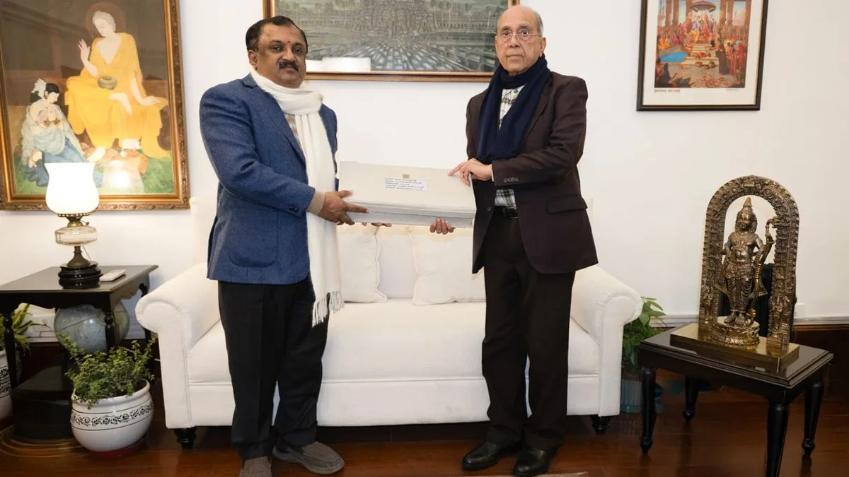 Rare 233-year-old Sanskrit manuscript of Valmiki Ramayana gifted to Ram Katha Museum